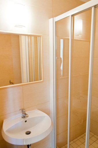 Bathroom, Hotel Ole Nka, Szydłowiec