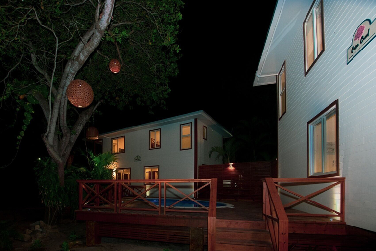 Exterior & Views 2, Casa Coral And Casa Palmera 4 Bedroom Home by RedAwning, Roatán