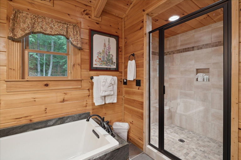 Bathroom 3, Wolf Den 4 Bedroom Cabin by RedAwning, Sevier