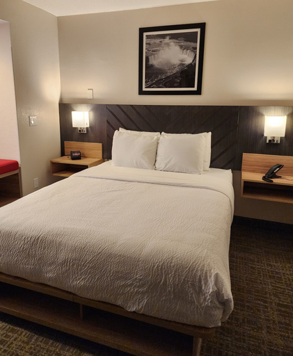 Bedroom 3, Best Western Buffalo Inn & Suites, Erie