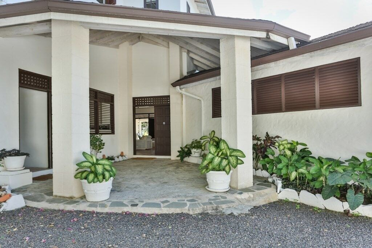Exterior & Views 2, Sprawling three bedroom villa - Tamarind Villa 3 Villa by RedAwning