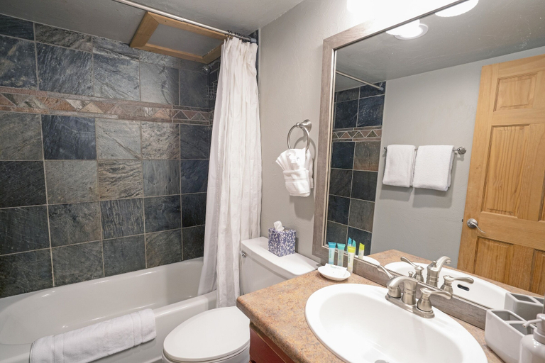 Bathroom 2, Ridgecrest 202 2 Bedroom Condo by RedAwning, Routt