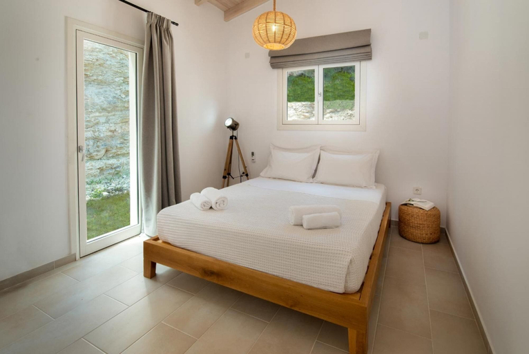 Room 4, Terra Villa in Apergatika, Ionian Islands