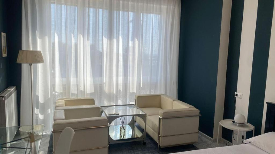 Others 5, Mistral Holidays - Stupenda camera vista mare con finiture di lusso, Massa Carrara