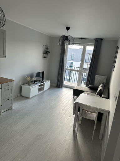 Others 4, 1-bed Top Floor Apartment in Warszawa, Warsaw