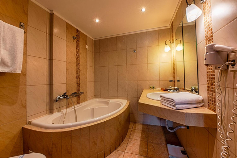 Bathroom 2, Hotel Nostos Kastoria, West Macedonia