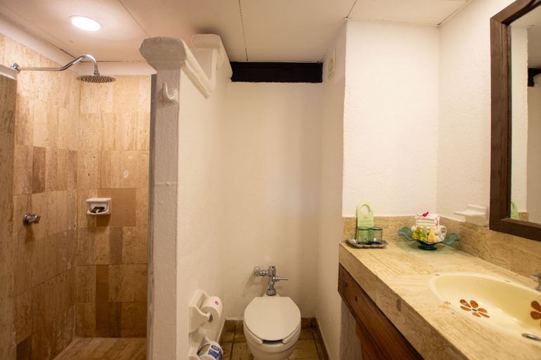 Bathroom 5, Hacienda Buenaventura Hotel & Mexican Charm - All Inclusive, Puerto Vallarta