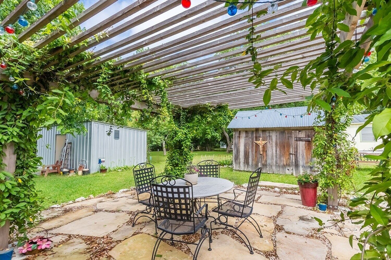 Property grounds 3, Mistletoe House 2 Bedroom Home by Redawning, Gillespie