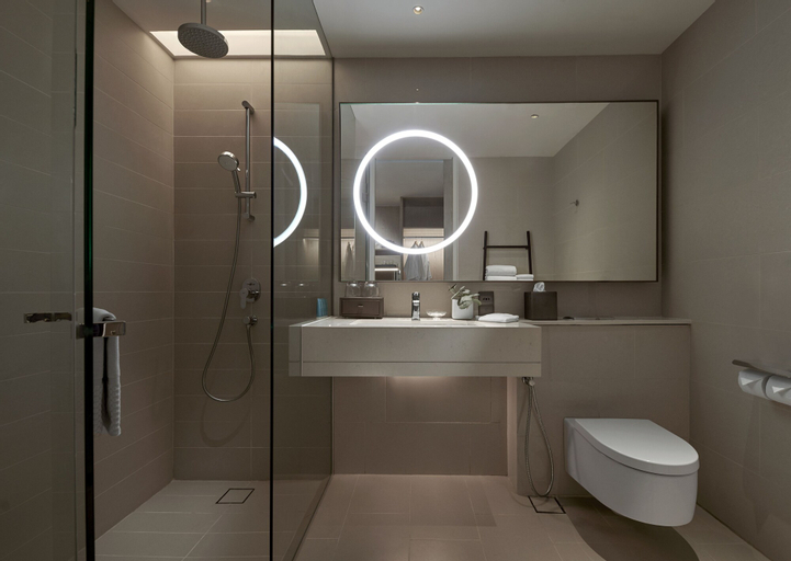 Bathroom 22
