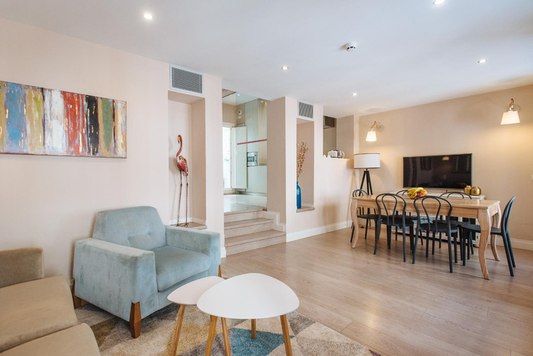 Others 2, Maestranza Boutique Apartments, Sevilla