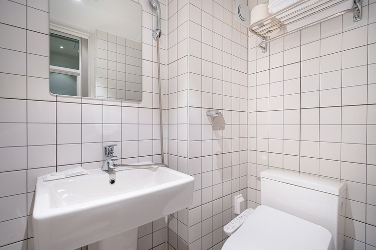Bathroom 5, Anook Hotel Hongdae, Mapo