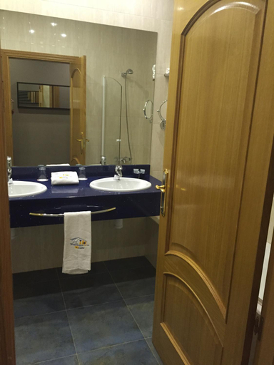 Others 5, Hotel Armine, Vizcaya