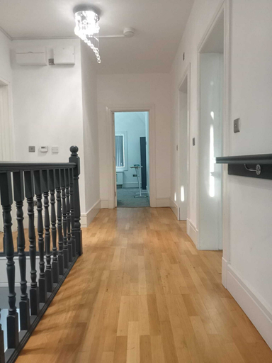 Others 4, Remarkable 2-bed Penthouse in Wolverhampton, Wolverhampton