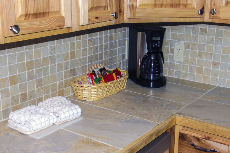 Others 3, Fawn Valley Inn: 300 1 Bedroom Condo, Larimer