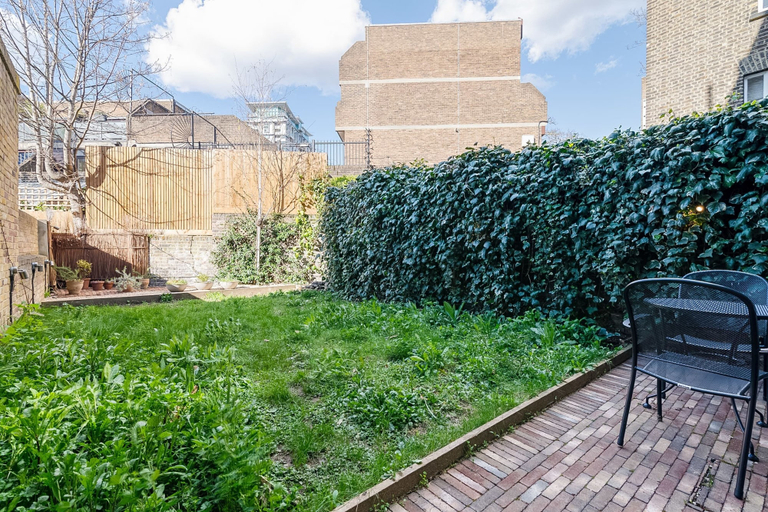 Exterior & Views 2, Historic 18th Century Terrace House, London