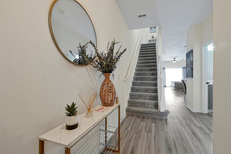 Interior 3, Beautiful Magical Serenity 3-bed Villa in Clermont, Lake