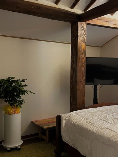 Bedroom 5, Jeonju Young House, Jeonju