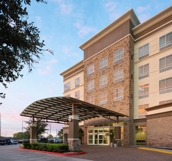 Exterior & Views 2, DoubleTree by Hilton Houston Westchase, Houston