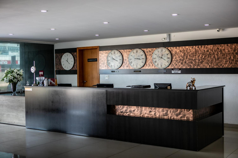 Public Area 2, San Lucas Hotel, Sarandi