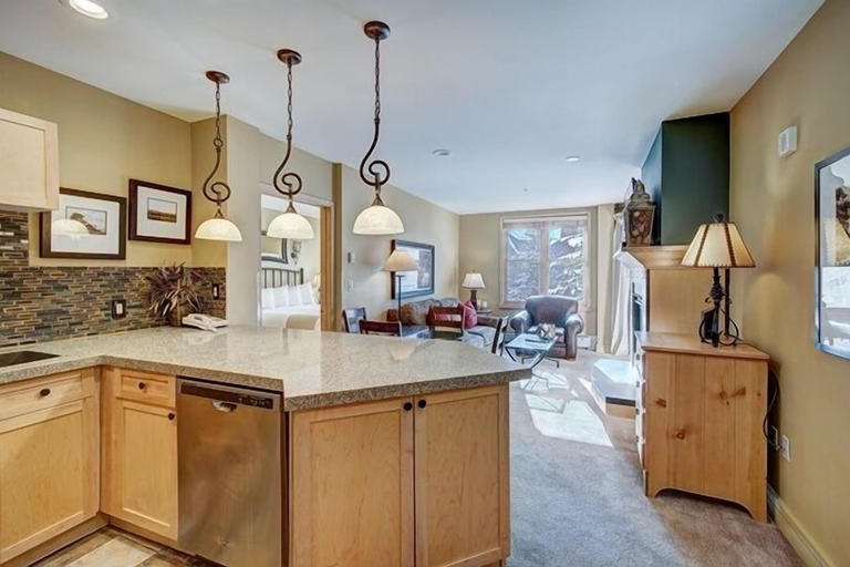 Private kitchen 4, 8179 Silver Mill 2 Bedroom Condo by RedAwning, Summit