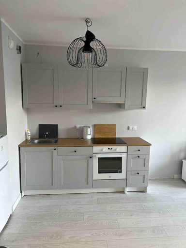 Others 5, 1-bed Top Floor Apartment in Warszawa, Warsaw