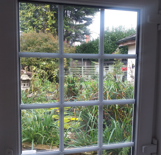 Others 4, House - Sleeps 2, pet Friendly & Free Parking, Kingston upon Hull