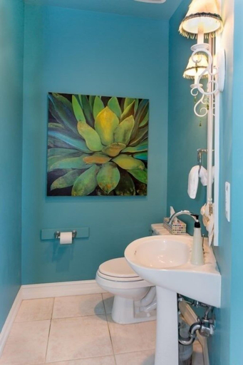 Bathroom 4, Conch 4 Bedroom Townhouse by RedAwning, Lee