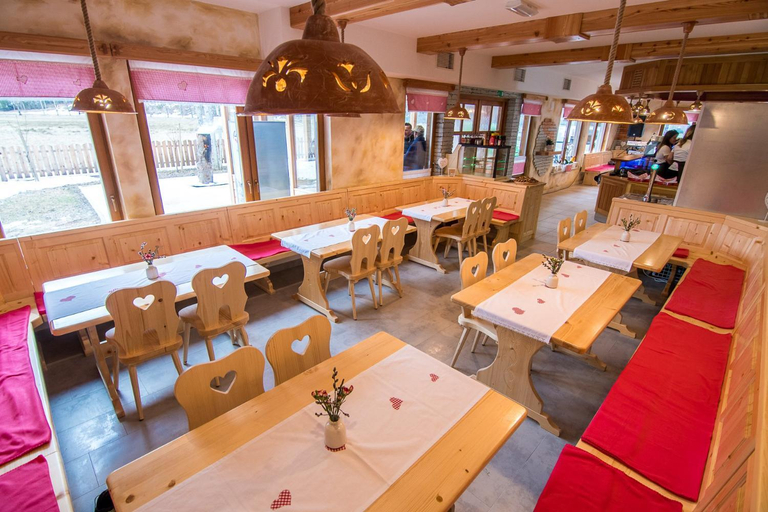 Food & Drinks 2, Rooms Kocna, Jezersko