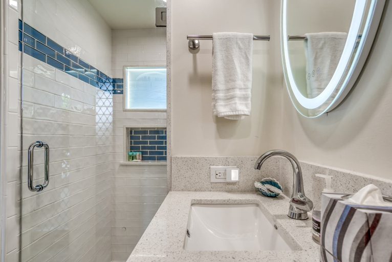 Bathroom 2, Nohonani 102 2 Bedroom Condo, Maui