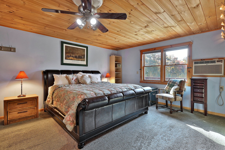 Bedroom 3, Winding Way Chalet 3 Bedroom Home, Rutland