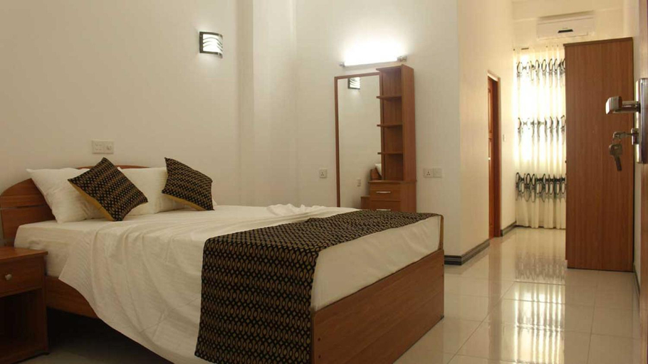 Bedroom 2, Ranga Holiday Resort, Beruwala