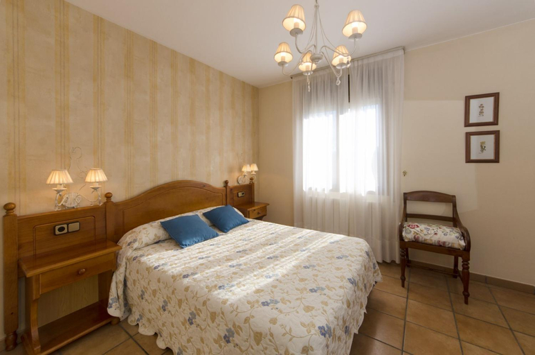 Bedroom 2, Casa Puyuelo Tierrantona, Huesca