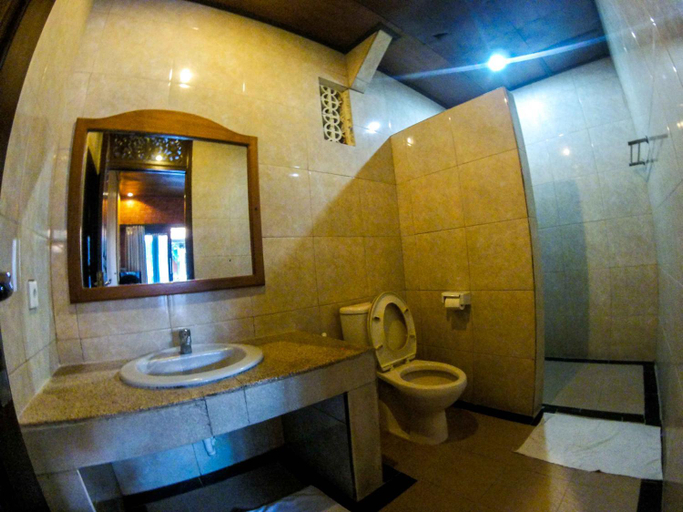 Bathroom 3, Leyeh Leyeh Room, Badung