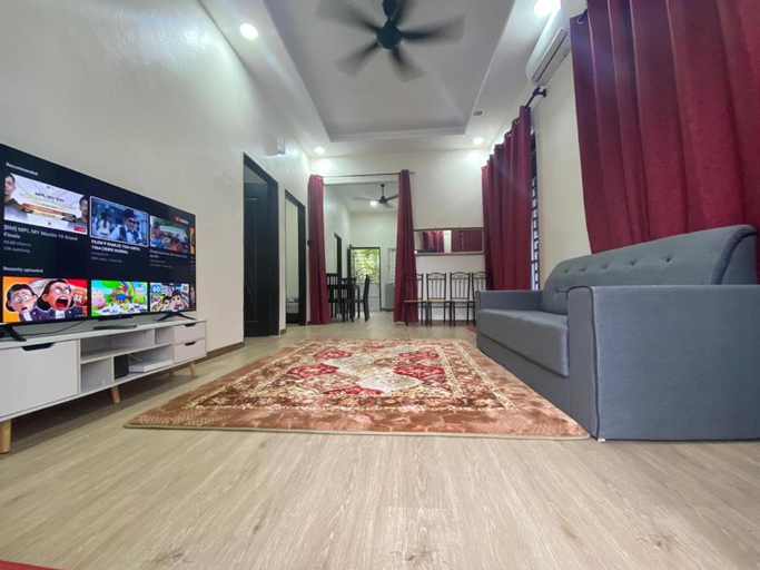 Ainaz Homestay Balik Pulau, Barat Daya