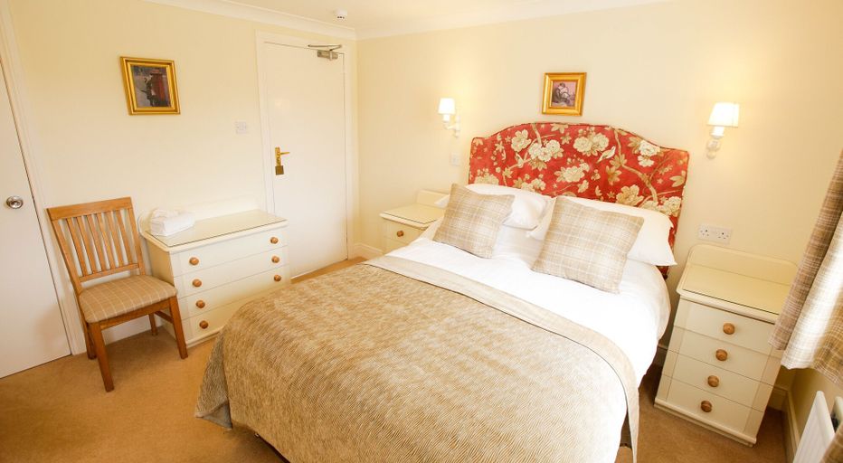 Bedroom 2, The Pheasant Inn, Northumberland