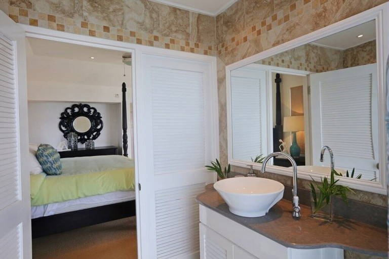 Bathroom 4, 2-bed Villa With Uninterrupted Sea Views - Equinox 2 Bedroom Villa by RedAwning