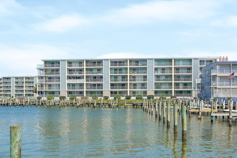 Exterior 3, Thunder Island 139d 2 Bedroom Condo by RedAwning, Worcester
