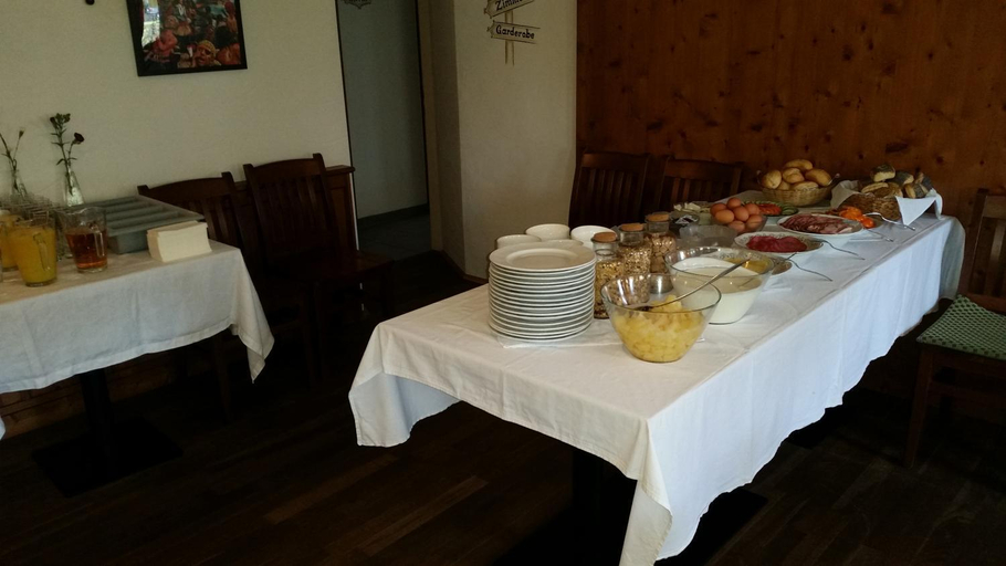 Food & Drinks 4, FairSleep Motel Hainburg, Bruck an der Leitha