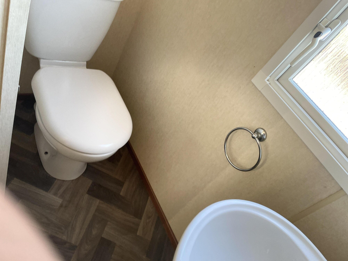Bathroom 3, Captivating 2-bed Caravan in Clacton-on-sea, Essex