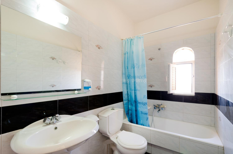 Bathroom 5, Eugenia studios & apartments, South Aegean