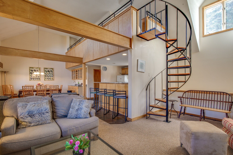 Northbrook Condo 3 Bedroom Condo, Rutland