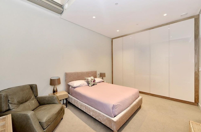 Bedroom 3, Charming 3-bed House in London, London