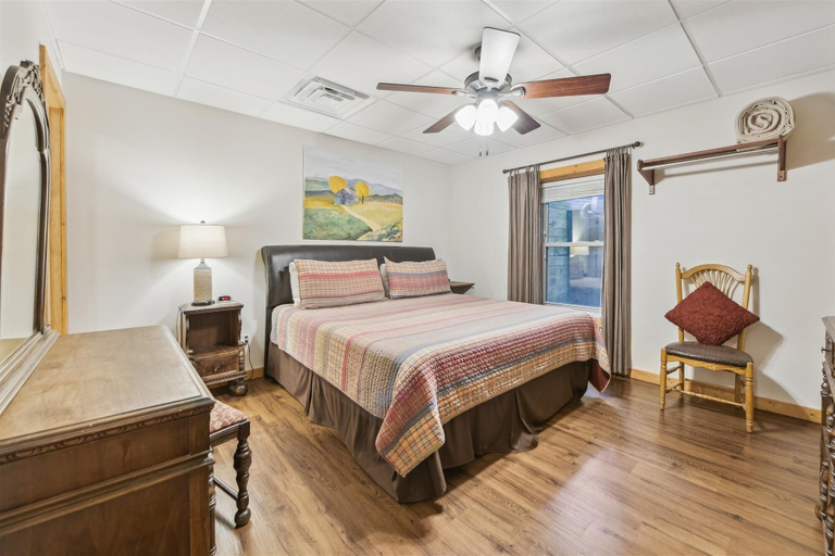 Bedroom 2, Emory House 8 Bedroom Cabin by RedAwning, Sevier