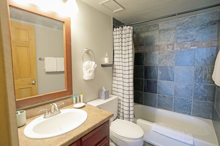 Bathroom 3, Ridgecrest 202 2 Bedroom Condo by RedAwning, Routt
