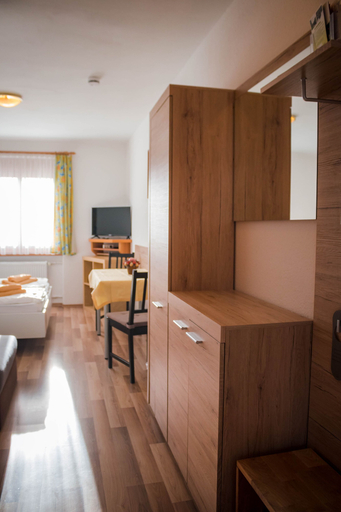 Bedroom 3, Gasthof Blankenberg, Saale-Orla-Kreis