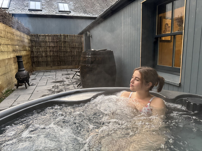 Sport & Beauty 2, Rachel's Farm Luxury Escapes With Hot Tubs, Stirling