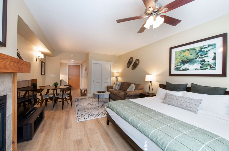Bedroom, Premium Unit 3522- Fraser Crossing/founders Pointe Condo, Grand