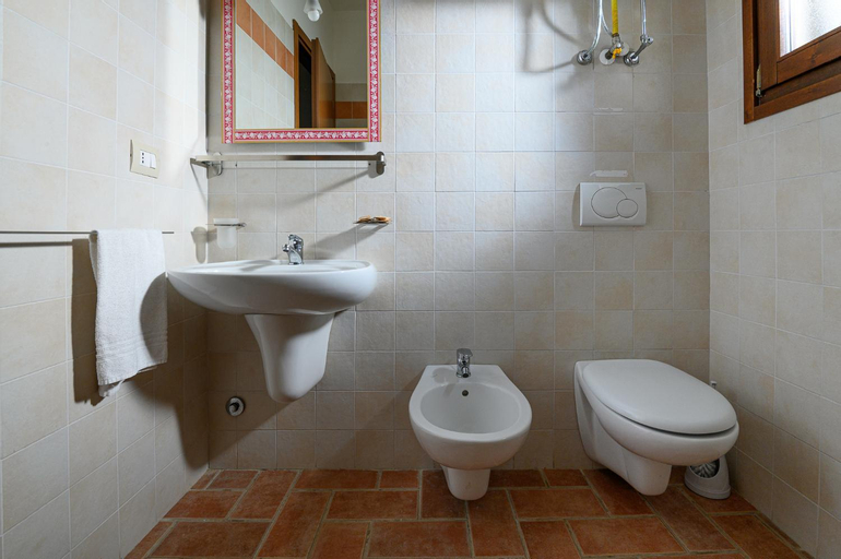 Bathroom 3