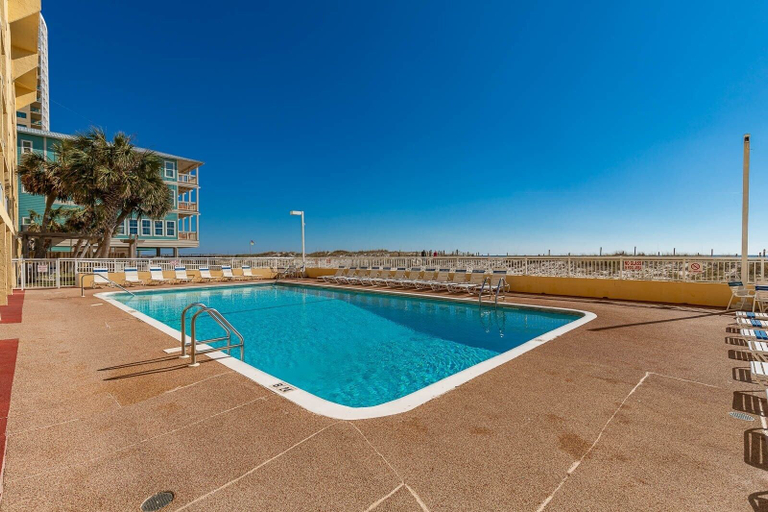 Sport & Beauty 5, Driftwood Towers 5e 2 Bedroom Condo, Baldwin