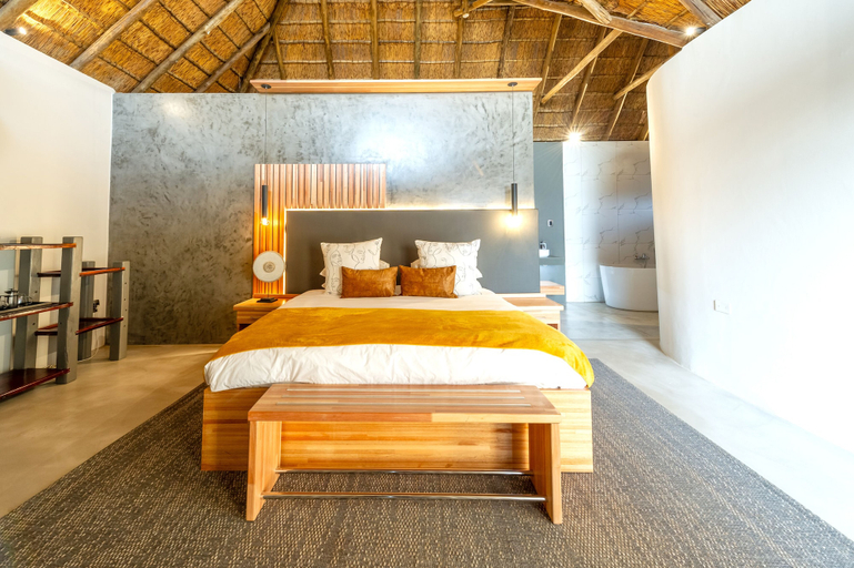 Bedroom 1, La Joya Lodge Conference Centre and Spa, Bojanala